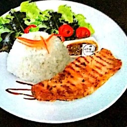 ข้าวหน้าสเต็กหมู