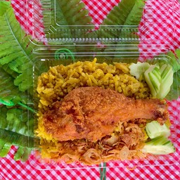 ข้าวหมกไก่ทอด