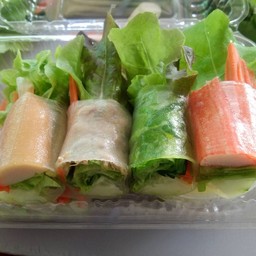 สลัดโรล รวมมิตร (น้ำครีมซีฟู๊ด)