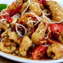 สามแยกมะละกอ ส้มตำยันหว่าง