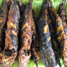 ร้านส้มตำลุงโรจน์อาหารอีสาน