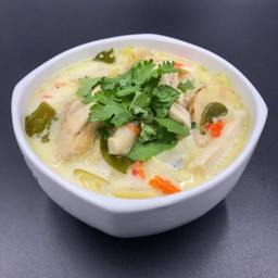 ต้มข่าไก่