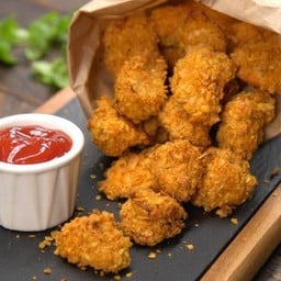ไก่ป็อปรสสไปซี่ 1ชุด + ซอสมะเขือเทศ