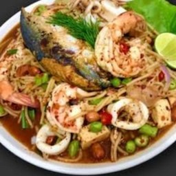 แซ่บนัว ยำขนมจีน หน้า 7-11 ยูเซ็นเตอร์