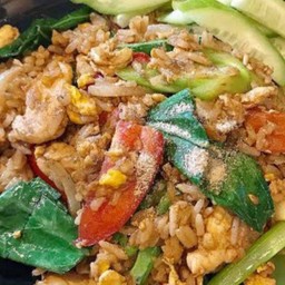 ข้าวผัดรถไฟ โบราณ +ไข่ดาว