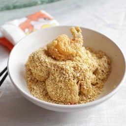 กุ้งทอดคลุกซีเรียล