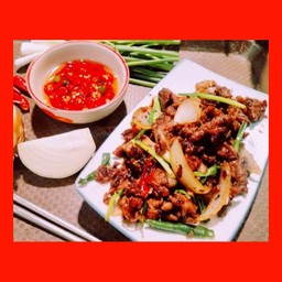 โคขุนผัดน้ำมันหอย(กับข้าว)