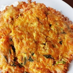 ข้าวไข่เจียวกระเพราหมูสับ