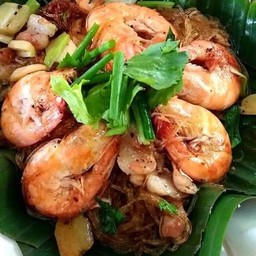 กุ้งอบวุ้นเส้น