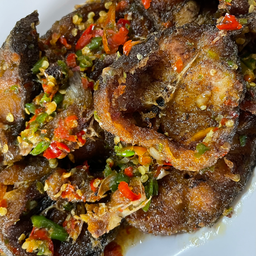 ปลาดุกทอดพริกสด