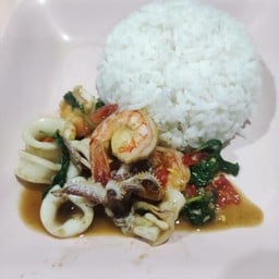 บัวลอยไข่หวาน-ยำแซ่บ แม่นิ