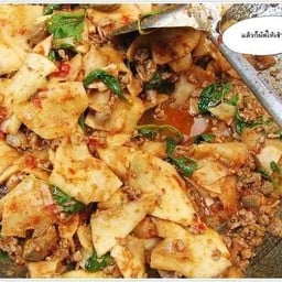 ผัดหน่อไม้ดองไก่(เป็นกับข้าว)