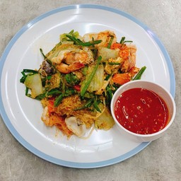 สุกี้แห้งหมูหรือไก่