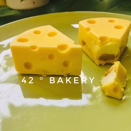 42Haus.s (อาหาร,เบเกอร์รี่ ) ซ.กันตนา