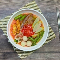 ก๋วยเตี๋ยวแซ่บจังเอ็มดี