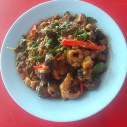 ผัดเผ้ดปลาไหล