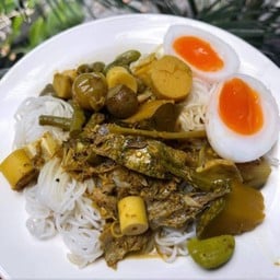 ข้างเริน ร้านข้าวแกง BTS ตลาดพลู
