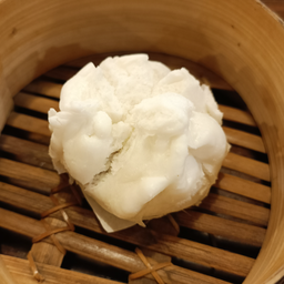 ซาลาเปาหมูสับไข่เค็ม