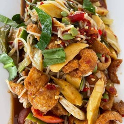 ตำป่าใส่แค๊ปหมู