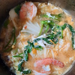 สุกี้น้ำ รวมมิตร