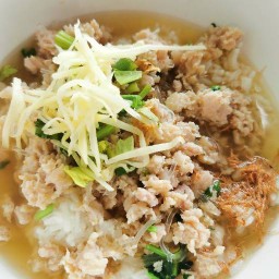 จีนฮะเย็นตาโฟ  บ้านสามเรือน สาขา ตรงข้ามโรงเรียนบ้านสามเรือน