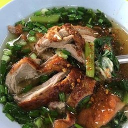 ชายสี่ บะหมี่เกี๊ยว ปั้ม ปตท บางระกำ