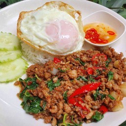 ข้าวกระเพราหมูสับ+ไข่ดาว