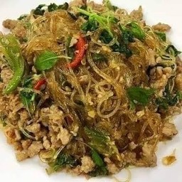 กะเพราวุ้นเส้นหมูสับ