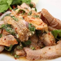 น้ำตกหมู