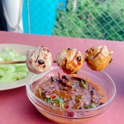 ลูกชิ้นทอด