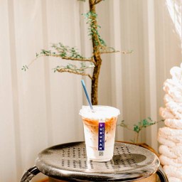 Yuruean cafe In Town : อยู่เรินคาเฟ่ สาขา อินทาวน์ สาขาอินทาวน์