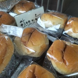 ขนมปัง ไส้นมข้น
