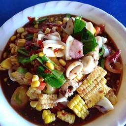 ตำข้าวโพดปลาหมึก ใส่ปลาร้า