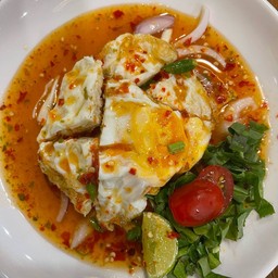 ยำไข่ดาว