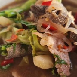 แกงอ่อมคอหมูย่าง