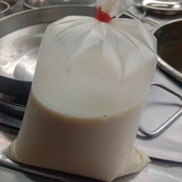 ร้านน้ำเต้าหู้จีนแท้(นุช) อพาร์ทเมนต์มหามงคล