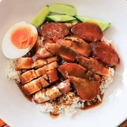 ร้านหมูแดงนายกิ้ว(เทเวศน์) ชัยพฤกษ์