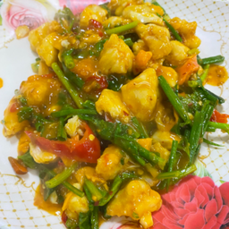 เนื้อปูผัดไข่เค็ม