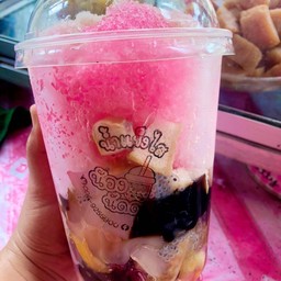 น้ำแข็งไสใส่แต่ขนมปัง