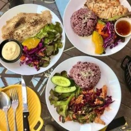 สเต็กกินกับ อาหารคลีน 93 มาร์เก็ต -