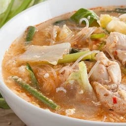 ข้าวต้มทรงเครื่อง by น้องมีน