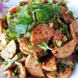 อีอ้วนยำแซ่บ