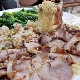 บะหมี่ล้มยักษ์ลำลูกกาคลอง4 ลำลูกกาคลอง4