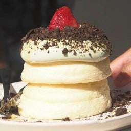 Half a Noon (Japanese soufflé pancakes)