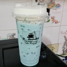 อัญชันนมสด