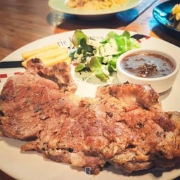 สเต็กเนื้อ