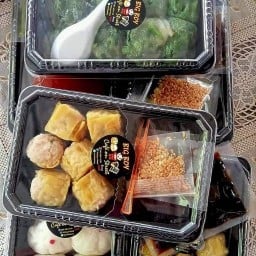 Big boy cafe on the house ขนมจีบ กุยช่าย ซาลาเปา ทอดมัน หูหมู ลูกชิ้น ขนมปังแลบลิ้น online premium s สาขาโรงผลิต