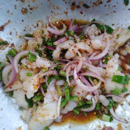 ลาบตีนเล็บมือนาง