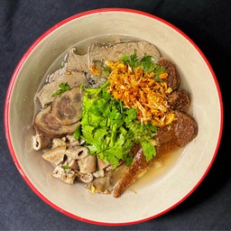 ต้มเครื่องในเปื่อยโบราณน้ำใส