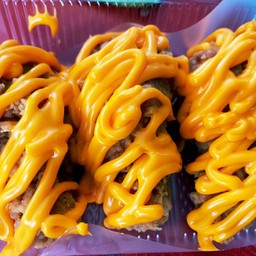 น่องเล็กราดซอสชีส